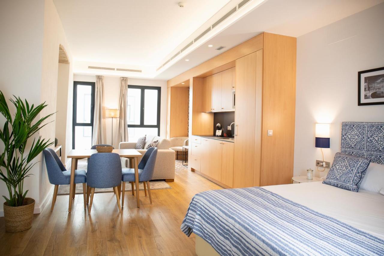 Nqn Aparts & Suites Sevilla מראה חיצוני תמונה