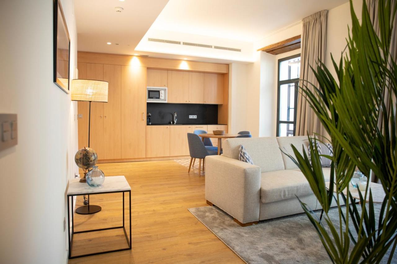 Nqn Aparts & Suites Sevilla מראה חיצוני תמונה