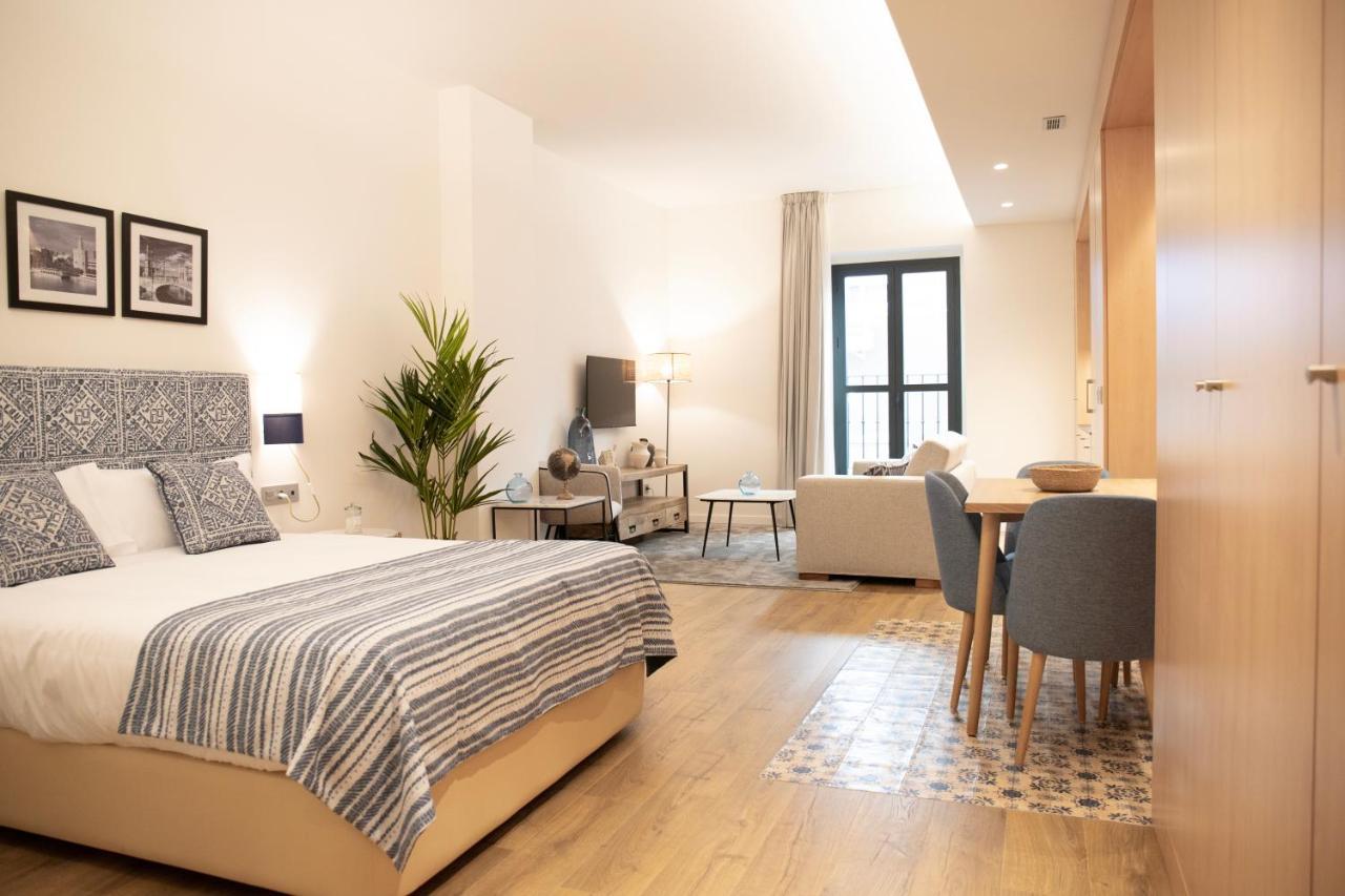 Nqn Aparts & Suites Sevilla מראה חיצוני תמונה