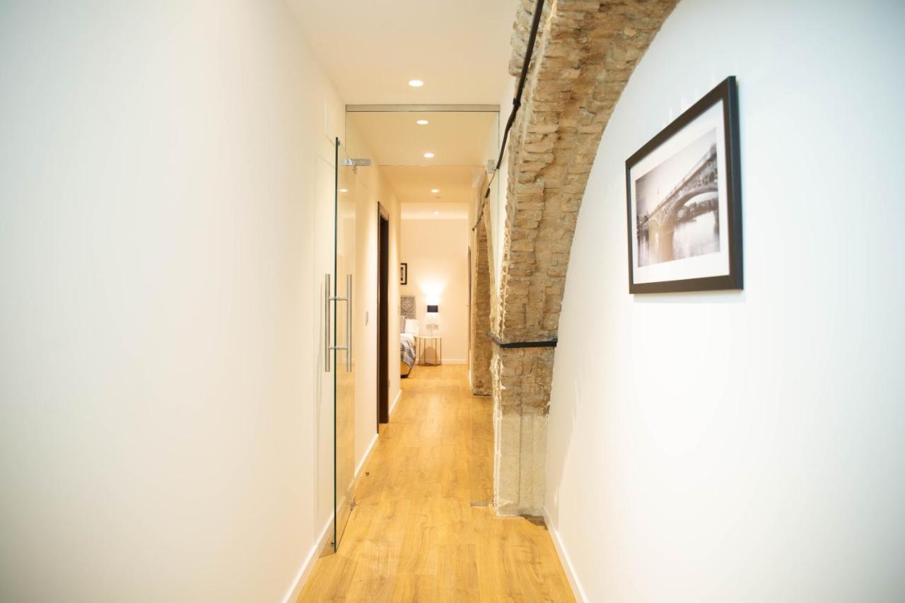 Nqn Aparts & Suites Sevilla מראה חיצוני תמונה