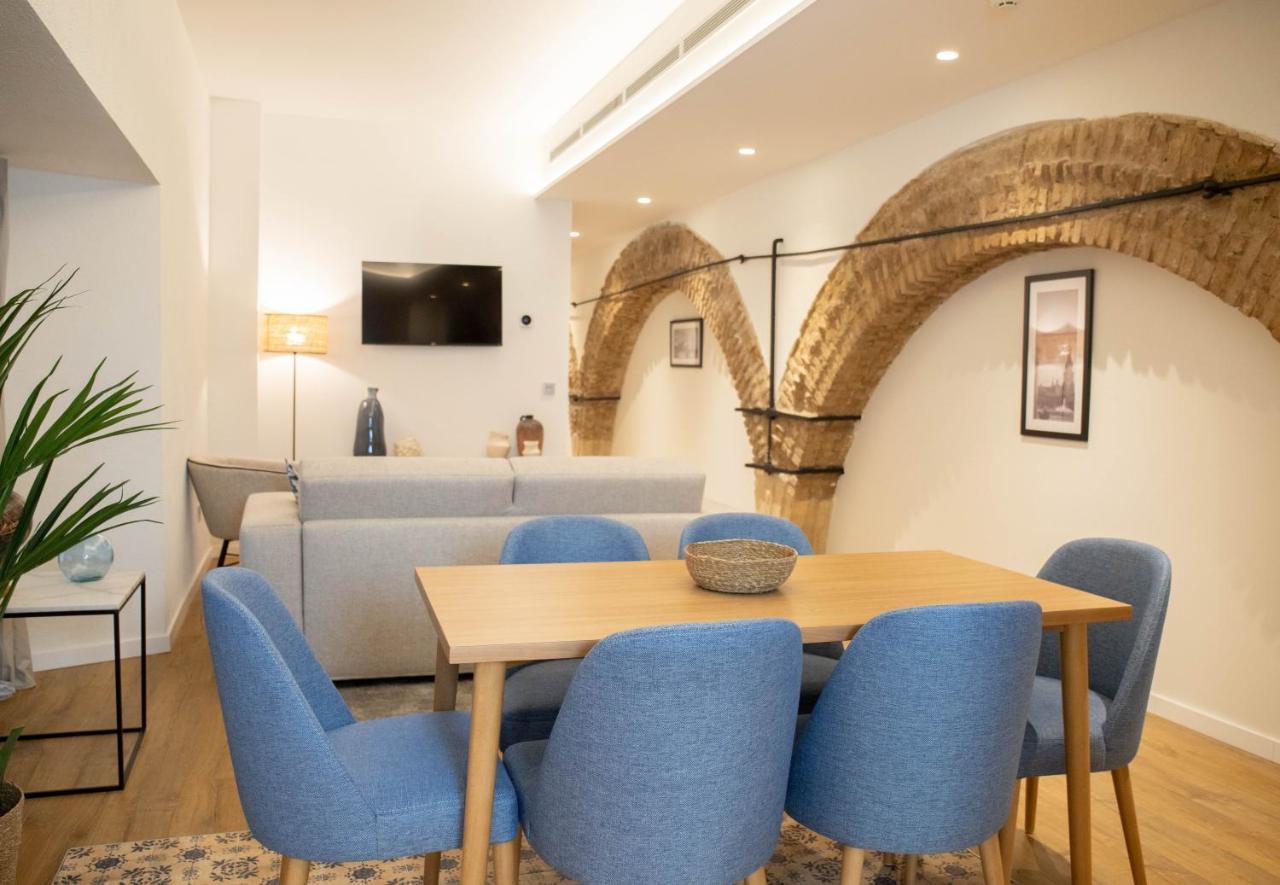 Nqn Aparts & Suites Sevilla מראה חיצוני תמונה