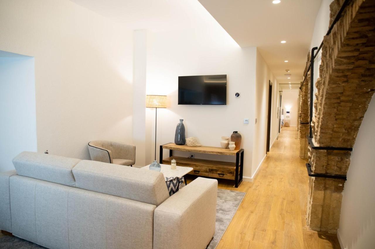 Nqn Aparts & Suites Sevilla מראה חיצוני תמונה