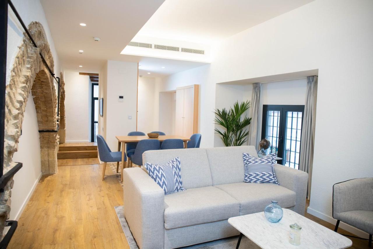 Nqn Aparts & Suites Sevilla מראה חיצוני תמונה