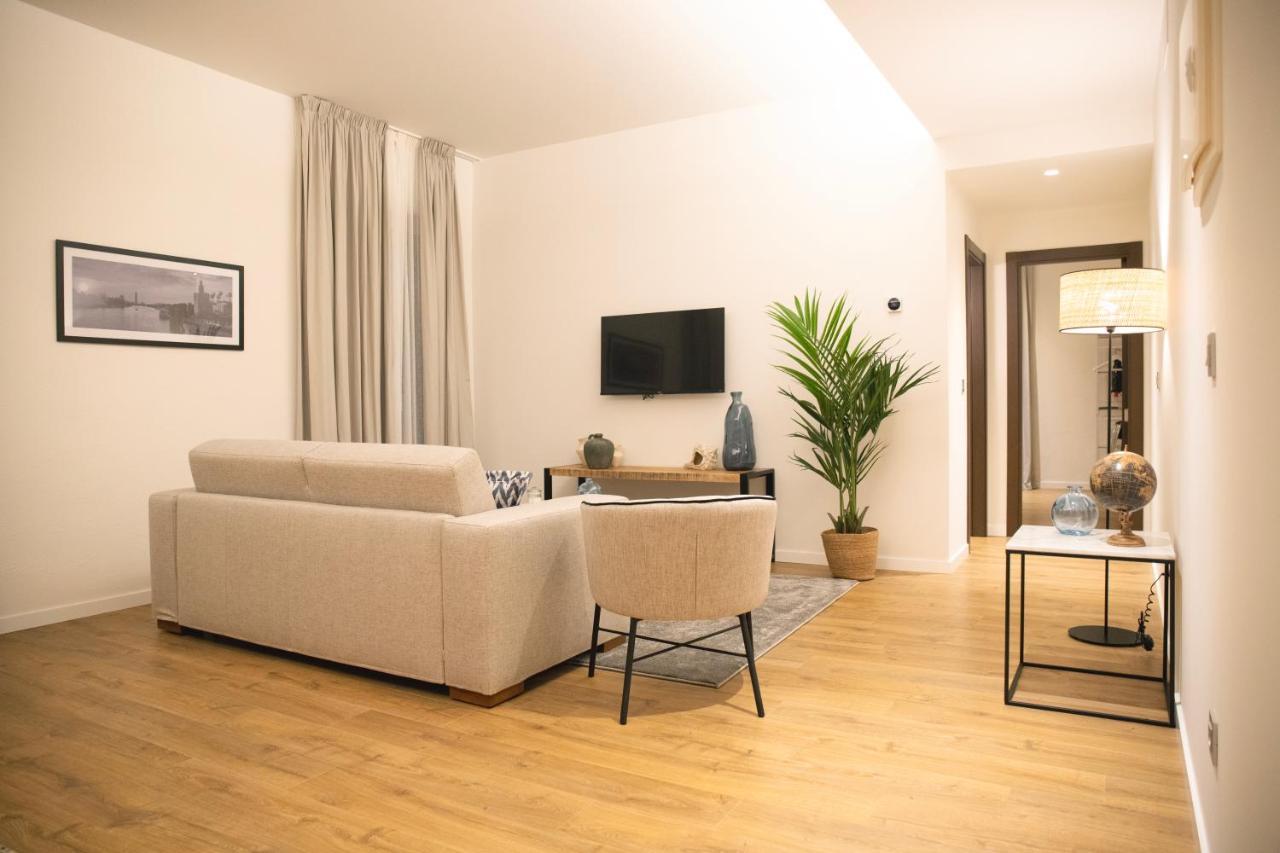 Nqn Aparts & Suites Sevilla מראה חיצוני תמונה