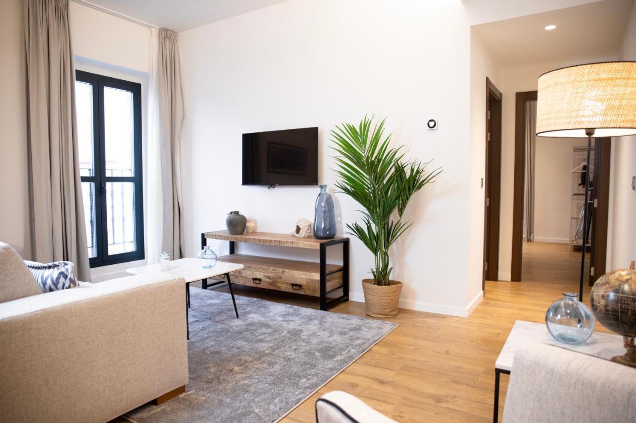 Nqn Aparts & Suites Sevilla מראה חיצוני תמונה