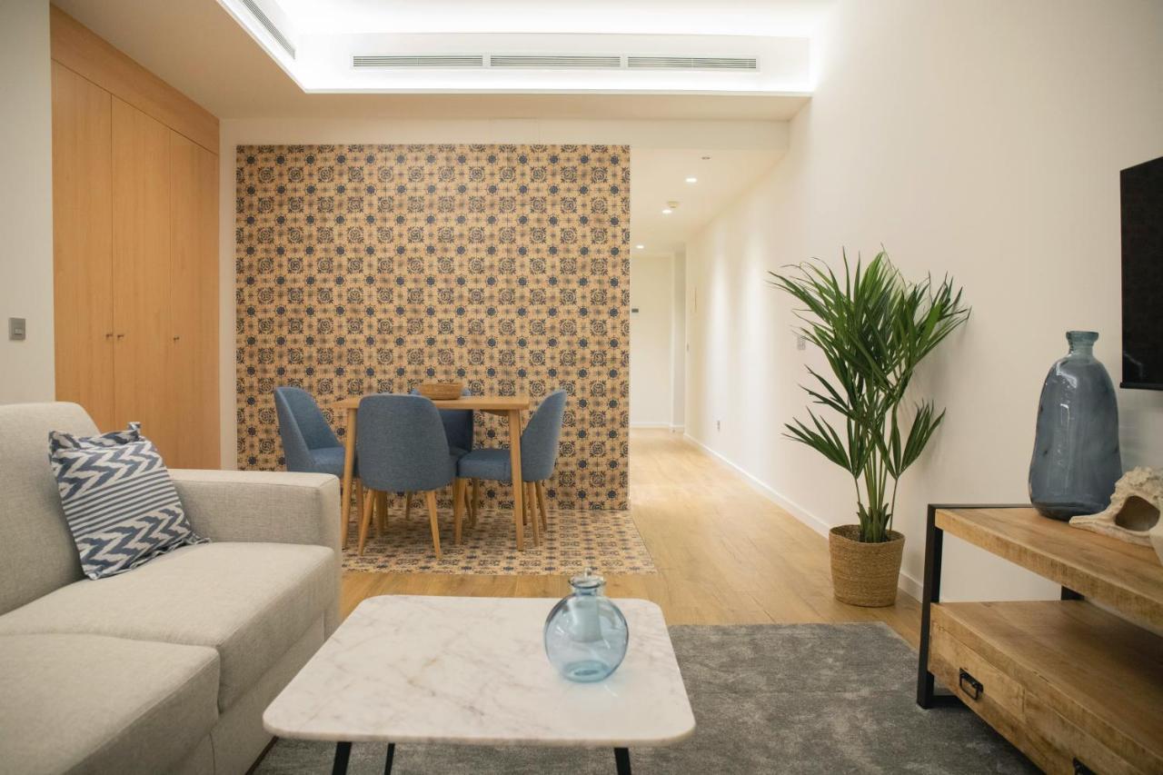 Nqn Aparts & Suites Sevilla מראה חיצוני תמונה