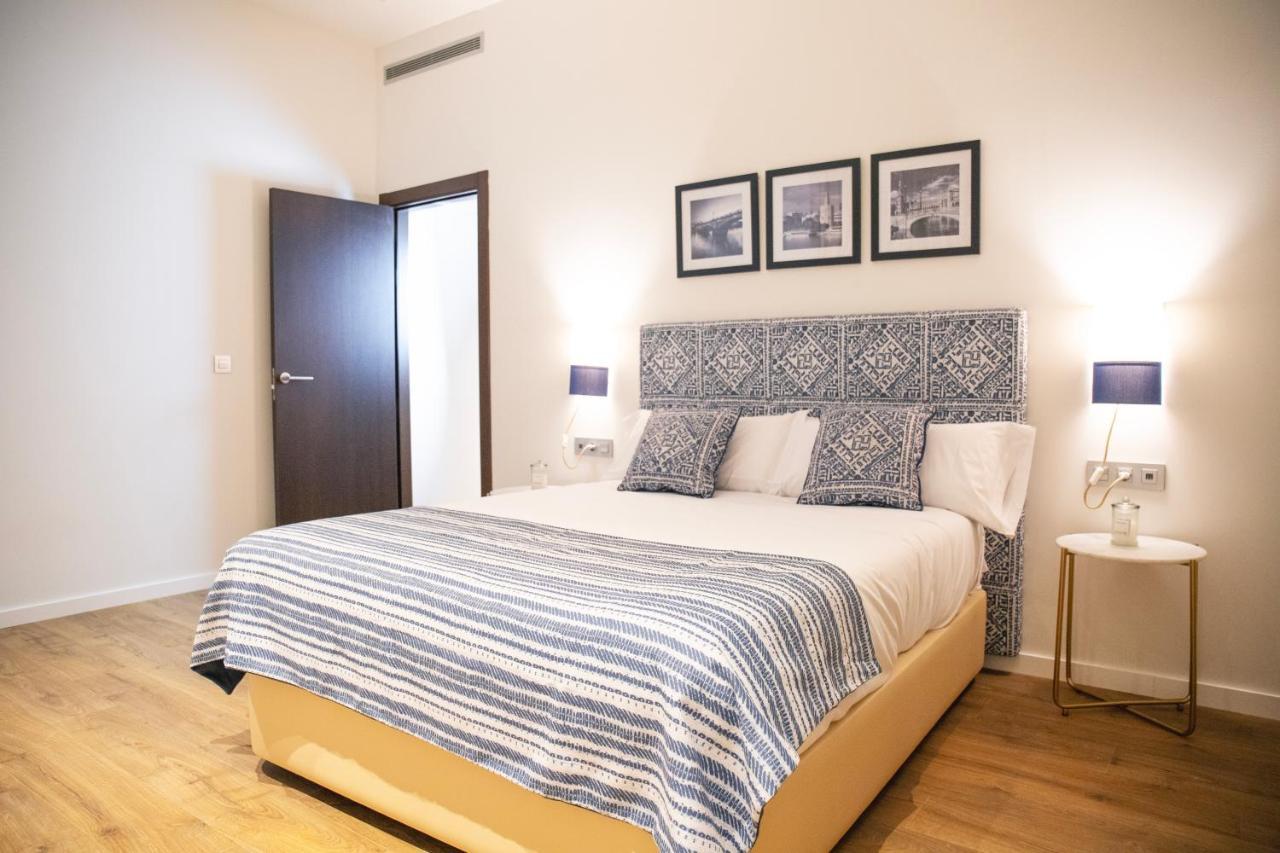 Nqn Aparts & Suites Sevilla מראה חיצוני תמונה