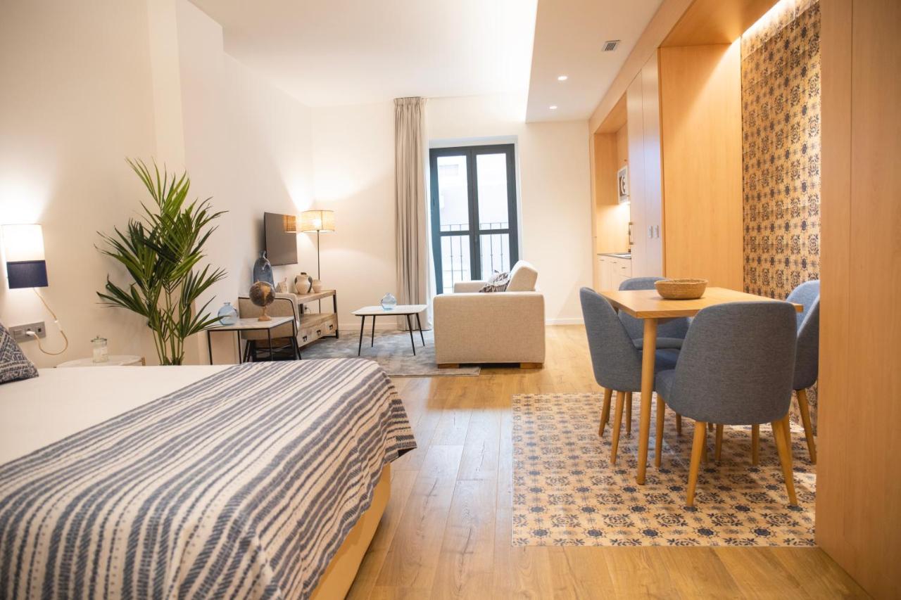 Nqn Aparts & Suites Sevilla מראה חיצוני תמונה